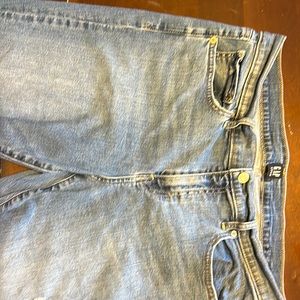 GAP CLASSIC STRAIGHT LEG size 14 or 32R  gently loved - much more life here!